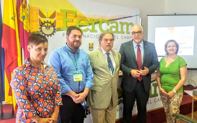 José Manuel Rodriguez con otros miembros de GNF, el alcalde de Manzanares y el Dtor. de FERCAM